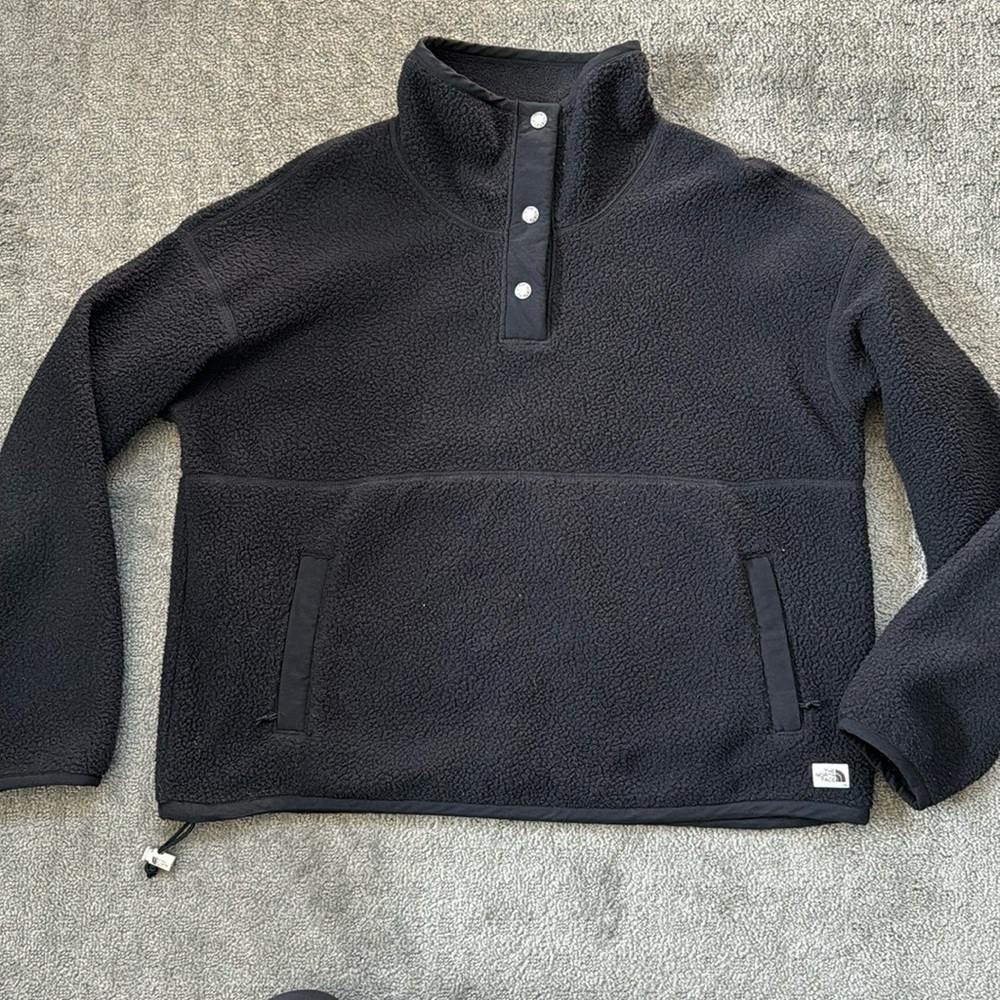 The North Face Pullover